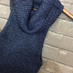 bebe Tops - 💫bebe // metallic midnight blue knit tank top s bebe Tops - 💫bebe // metallic midnight blue knit tank top s